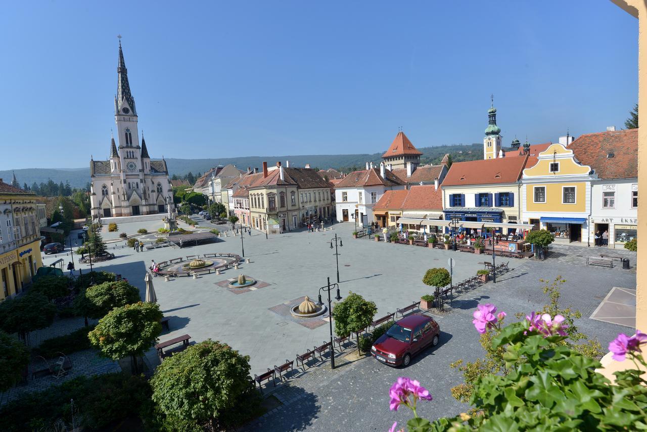 Hotel Írottkő Kőszeg Exterior foto
