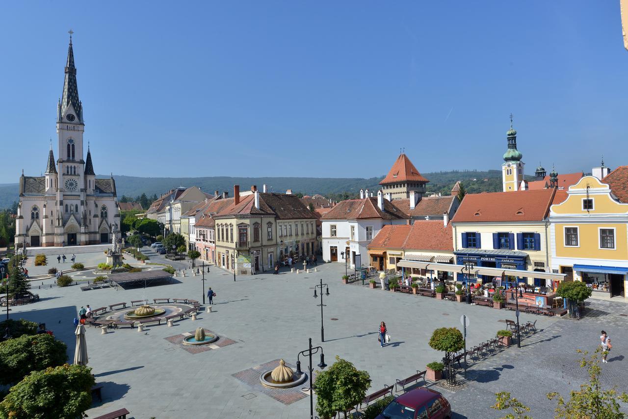 Hotel Írottkő Kőszeg Exterior foto