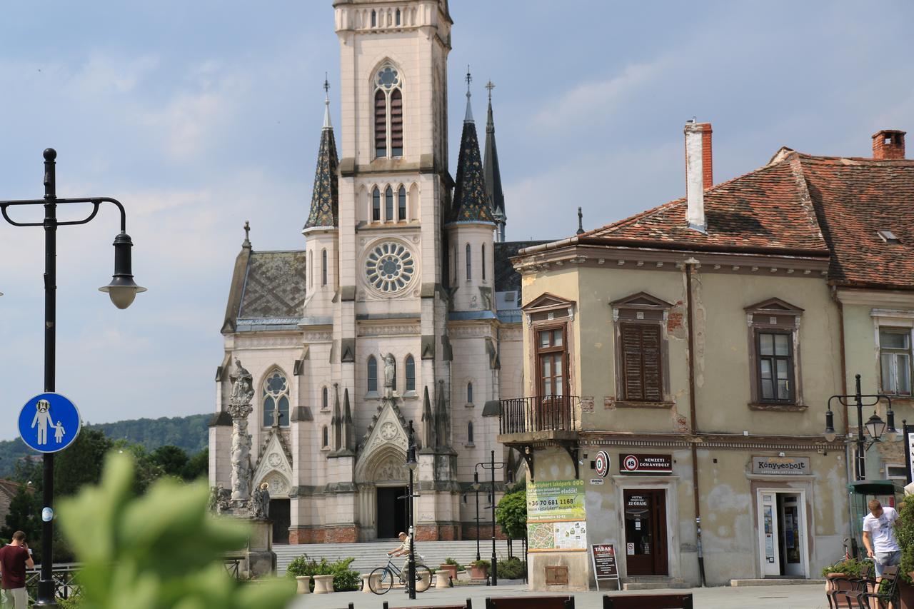 Hotel Írottkő Kőszeg Exterior foto
